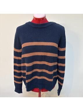 Heidi Merrick Women's Navy and Blue Sweater